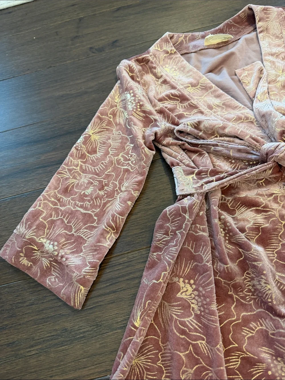 Mia Joy by Joyfolie Girls Velvet Floral Wrap Robe Size 6 - C36-204